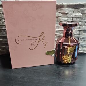NWT AROMA360 Fly BY Lisa Hochstein Women's  - Rose Pink Bottle